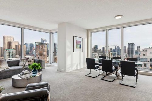 2000-817 15 Ave Sw, Calgary, AB, T2R0H8 | Card Image