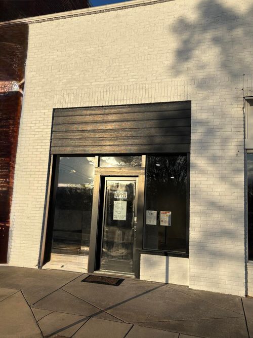 126 N Main St, Mc Cormick, SC, 29835-8303 | Card Image