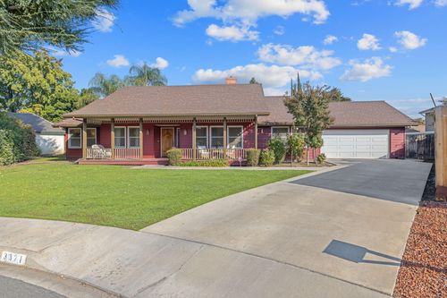 3321 S Stevenson Ct, Visalia, CA, 93277-7800 | Card Image