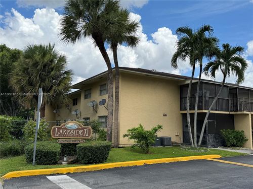 10-15699 Sw 73rd Circle Ter, Miami, FL, 33193-1808 | Card Image