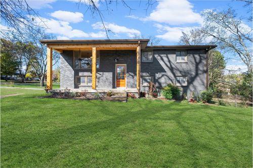 127 Veebelt Dr, Hendersonville, TN, 37075-4817 | Card Image