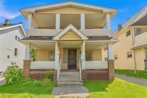 3461 E 143rd St, Cleveland, OH, 44120-4018 | Card Image