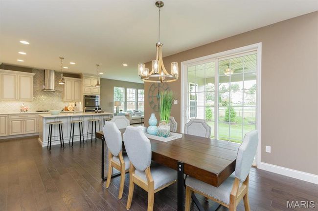 Photo representation of a similar home. Some features shown may be optional. | Image 12