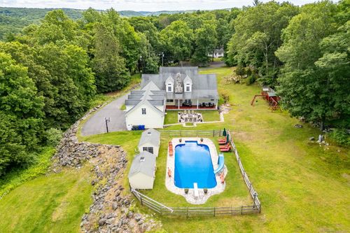 40 Old Bridge Rd, Brookfield, CT, 06804-1213 | Card Image