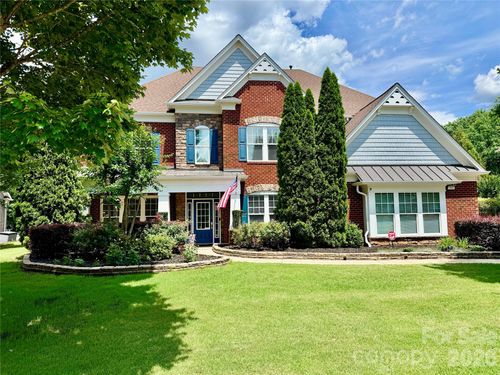 2905 Julian Glen Cir, Waxhaw, NC, 28173-4101 | Card Image