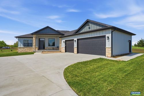2115 S 50th St, Lincoln, NE, 68506-2013 | Card Image