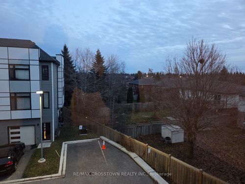 540 Essa Rd, Barrie, ON, L9J0H2 | Card Image