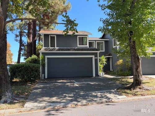 904 Marylyn Circle, Petaluma, CA, 94954 | Card Image