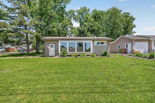 1503 Hammond Ave, Waterloo, IA, 50702-3413 | Card Image