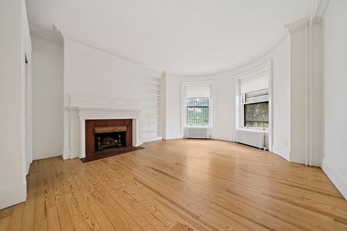 4-48 Fenway, Boston, MA, 02115 | Card Image