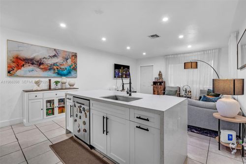 3364 Nw 51st Ter, Miami, FL, 33142 | Card Image