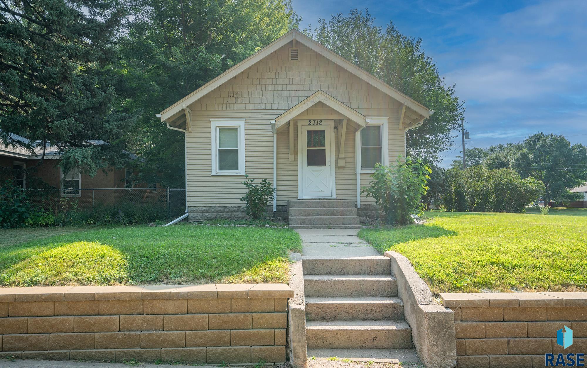 Euclid Ave, Sioux Falls, SD 57105