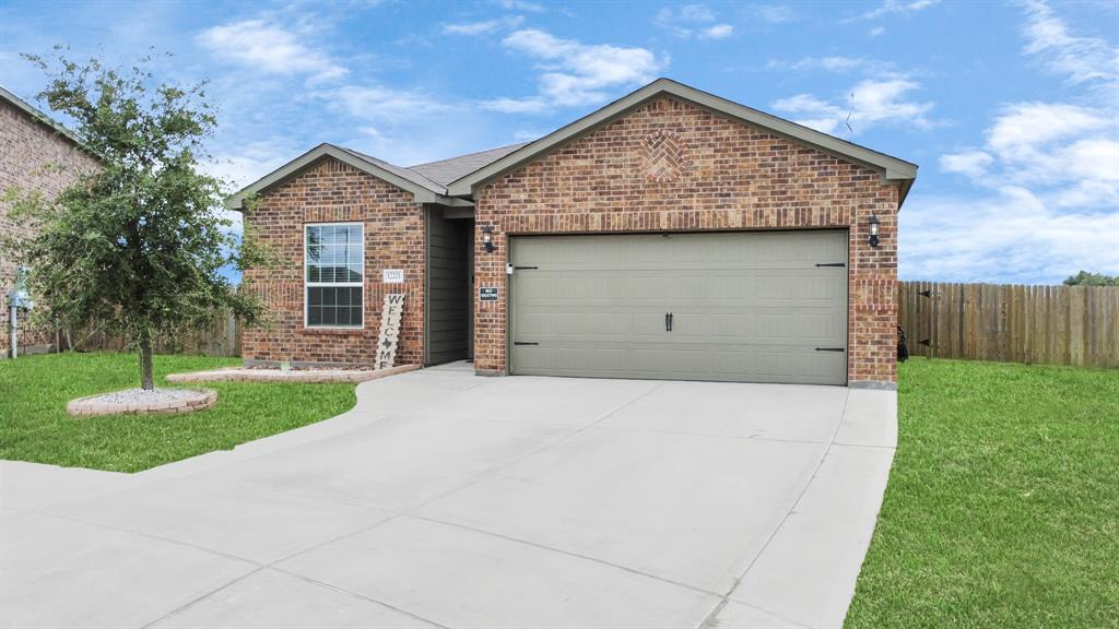 Bowline Rd, LA Marque, TX 77568