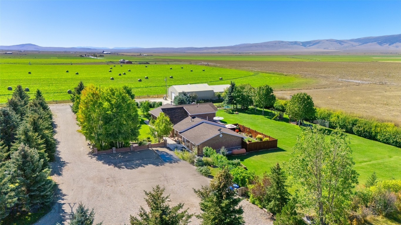 Residential in White Sulphur Springs 5