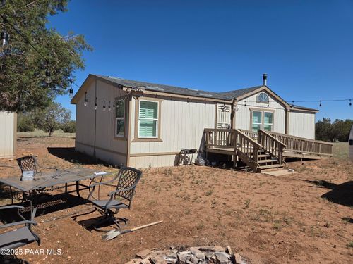 42650 N Wayne Rd, Ash Fork, AZ, 86320 | Card Image