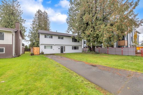 19828 54 Ave, Langley, BC, V3A3V9 | Card Image