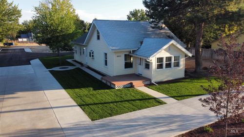 9601 W Irving St, Boise, ID, 83704-8144 | Card Image