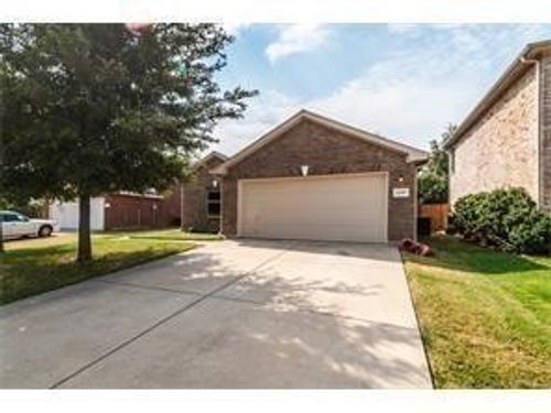 2207 Terrell Dr, Grand Prairie, TX, 75052-2646 | Card Image
