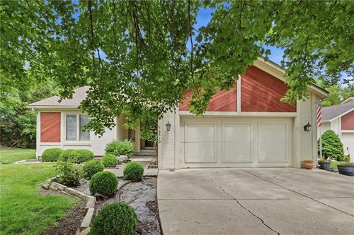 16510 W 133rd St, Olathe, KS, 66062-6206 | Card Image