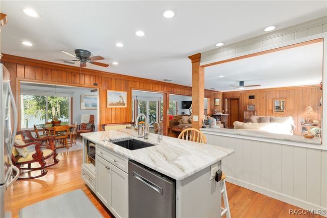 5870 N Briarcliff Ter, House other with 3 bedrooms, 3 bathrooms and 2 parking in Hernando FL | Image 11