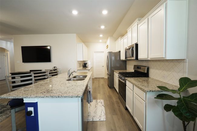 3513 Caddo Ln, House other with 4 bedrooms, 2 bathrooms and null parking in Little Elm TX | Image 4