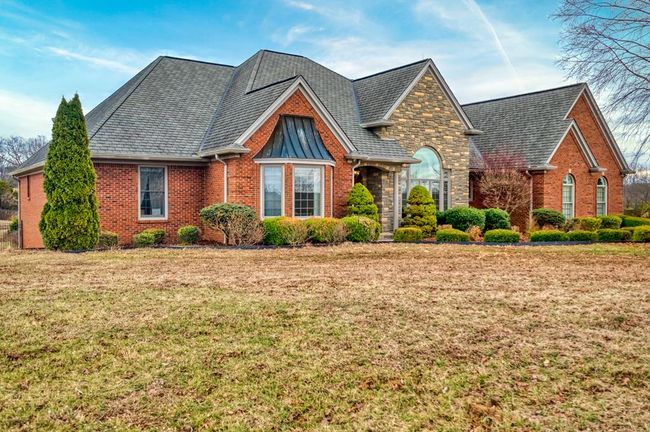 122 Fairway Acres Dr, Home with 7 bedrooms, 5 bathrooms and 3 parking in Dunmor KY | Image 7