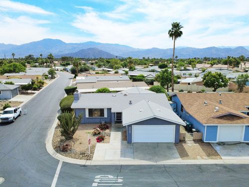 47703 De Coronado Dr W, Indio, CA, 92201-7752 | Card Image