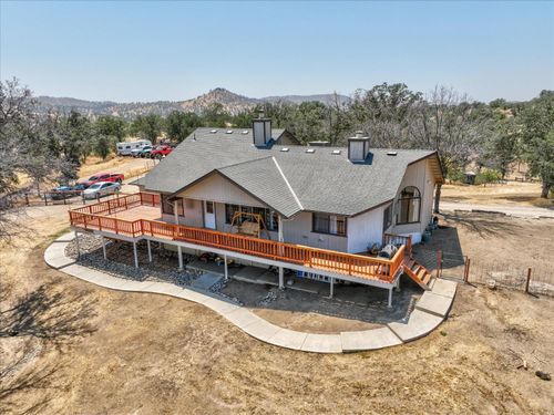 14982 Morgan Canyon Rd, Prather, CA, 93651-9703 | Card Image