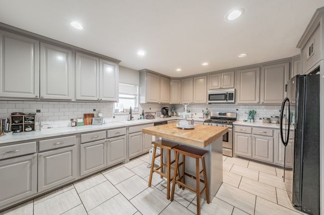 300 E Shoemaker St, House other with 4 bedrooms, 3 bathrooms and null parking in Decatur TX | Image 13