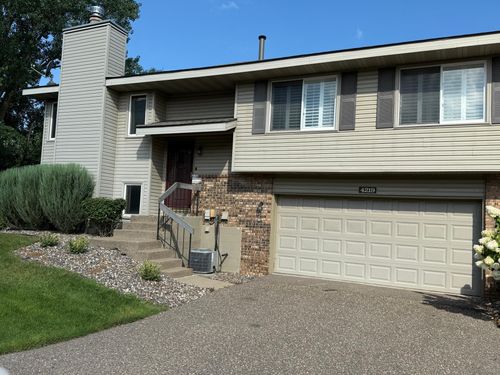 4219 Hemlock Ln N, Plymouth, MN, 55441-1247 | Card Image