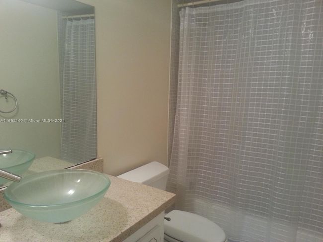 APT-105K - 8300 Sands Point Blvd, Condo with 1 bedrooms, 2 bathrooms and null parking in Tamarac FL | Image 13