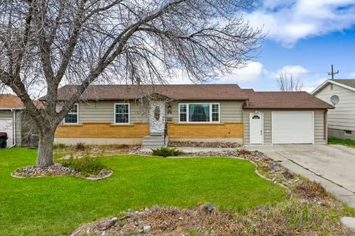 813 36th Avenue Ne, Great Falls, MT, 59404 | Card Image