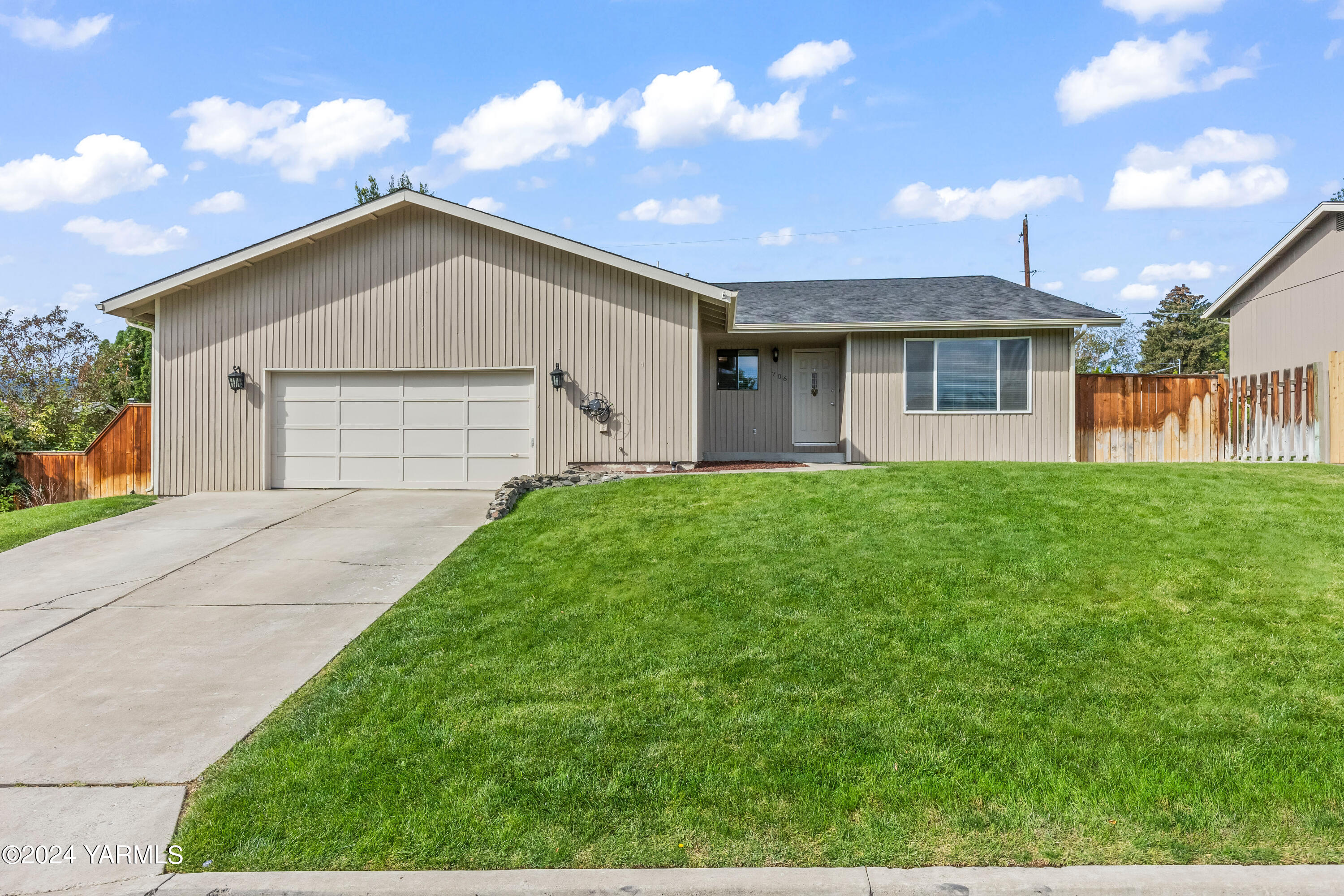 69th Ave, Yakima, WA 98908