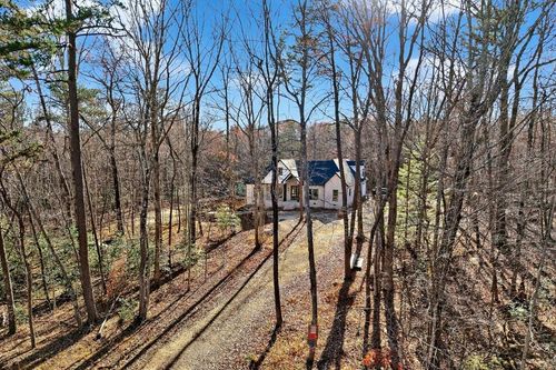 2 Browder Pt, Monterey, TN, 38574-2208 | Card Image