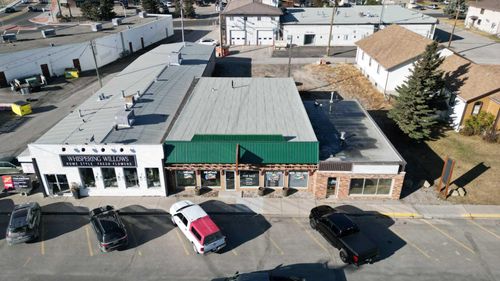 {{alt}} | Card Image