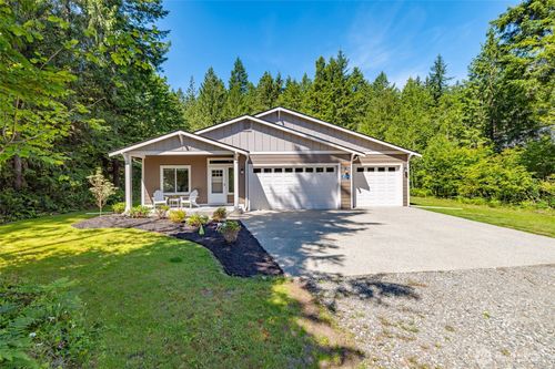 8738 Timberland Ct, Concrete, WA, 98237-9013 | Card Image