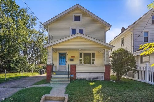 1216 Bittaker St, Akron, OH, 44306-2142 | Card Image