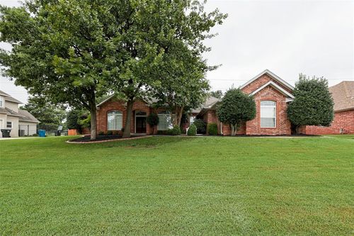 1117 Outabounds Dr, Edmond, OK, 73034-3042 | Card Image