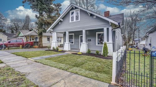 116 W Poplar St, Johnson City, TN, 37604-6856 | Card Image