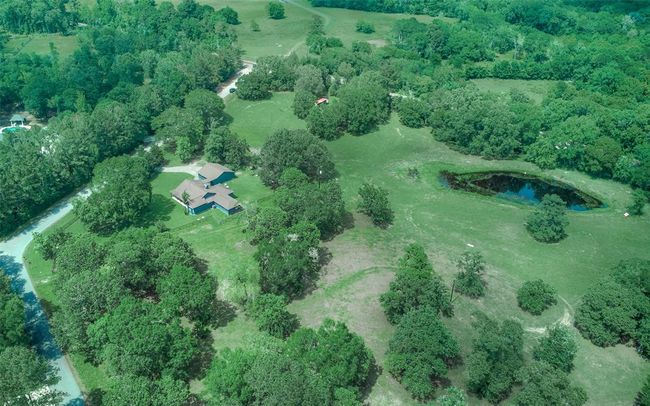 27548 Log Cabin Rd N, House other with 4 bedrooms, 2 bathrooms and 2 parking in Montgomery TX | Image 43