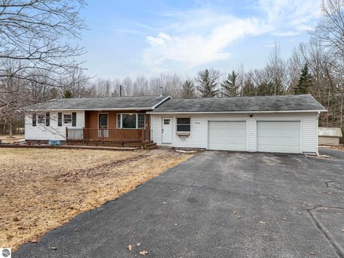4856 M 55, Cadillac, MI, 49601-9332 | Card Image