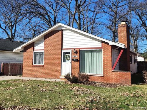 29147 Milton Ave, Madison Heights, MI, 48071-5411 | Card Image