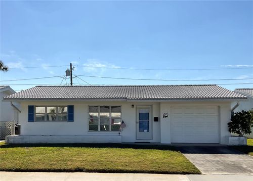 3920 101st Ter N, PINELLAS PARK, FL, 33782-3917 | Card Image