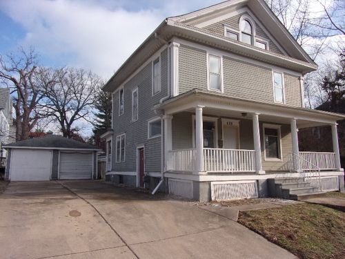 428 Powers Ln, Decatur, IL, 62522-3343 | Card Image