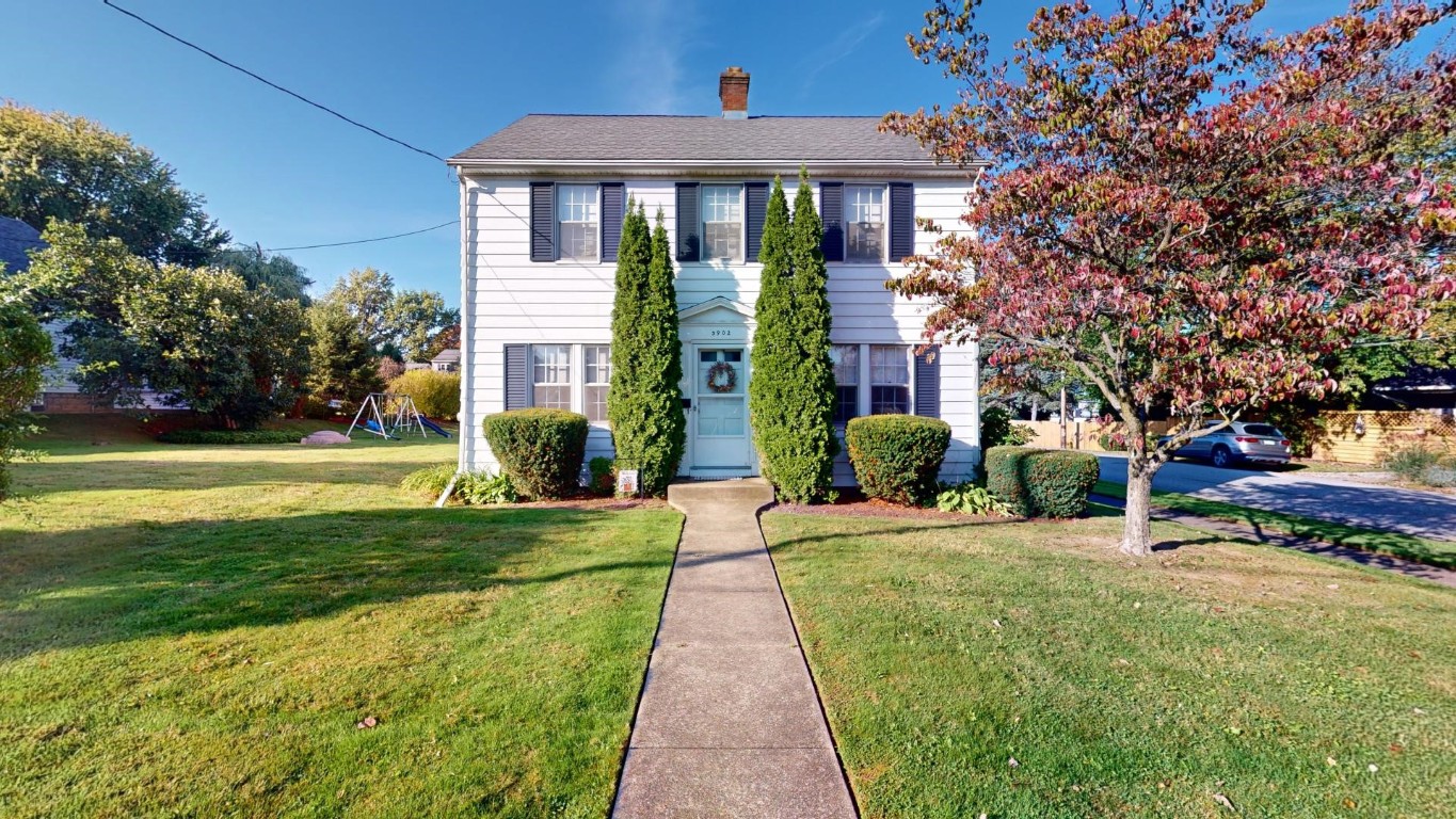 Wood St, Erie, PA 16509