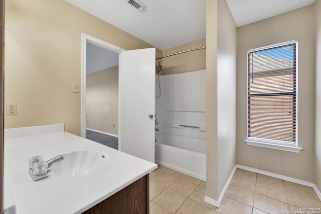 2600 Ashley Oak Dr, House other with 3 bedrooms, 3 bathrooms and null parking in Schertz TX | Image 27