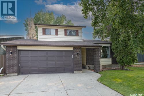 370 Marcotte Cres, Saskatoon, SK, S7K7N8 | Card Image