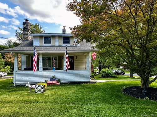 69 Cedar Ave, Poughkeepsie, NY, 12603-4619 | Card Image