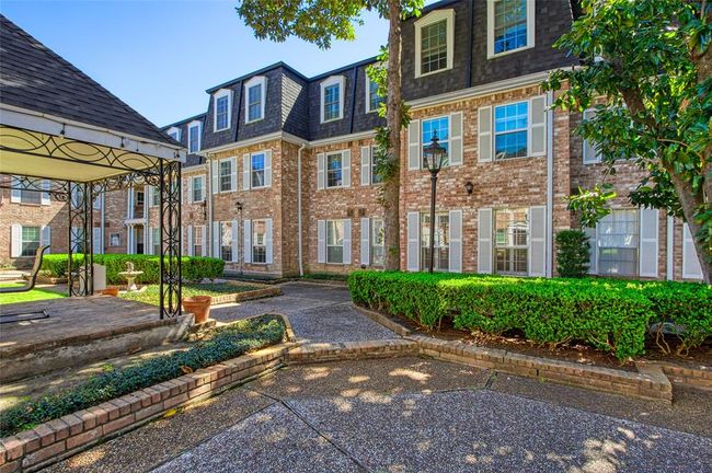 APT-610 - 351 N Post Oak Ln, Townhouse with 3 bedrooms, 2 bathrooms and null parking in Houston TX | Image 18