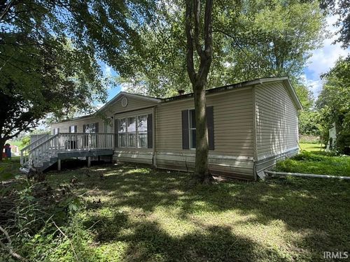 1832 E County Road 950 N, Farmersburg, IN, 47850-8055 | Card Image